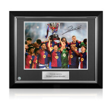 Robert Lewandowski Signed Barcelona Football Photo. Deluxe Frame