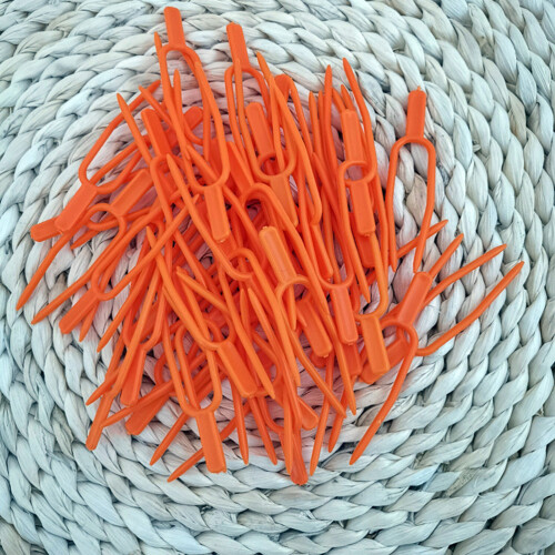 600Pcs Plastic Vine Clips for Garden Use Assorted Colors 2