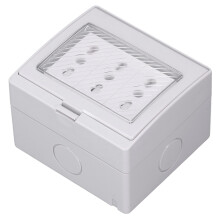 Waterproof IP55 Wall Socket 3 Port Dustproof Flame Retardant Housing