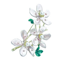 Sophisticated Peach Flower Badge Unisex Fashion Badge-White
