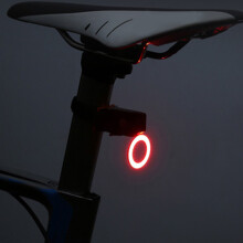 Hochleistungs-Rücklicht für Fahrräder: Intelligentes Brems- und Rücklicht mit ultrahellen LEDs, USB-Aufladung, automatischer