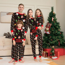 Familjejulpyjamaset, bekvämt material, mjukt och hudvänligt sovplagg med långärmade toppar och rutiga byxor, matchande familjejul