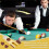 2X Billard-Pool-Queue-Spitzen-Former-Werkzeug Queue-Spitzenschleifer Burnisher Queue-Stick-Werkzeug U-Förmige Queue-Spitzen-Trimmer mit Schleifpapier 4