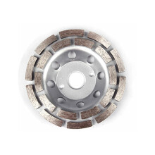 Zware diamantslijpschijf met meerdere gaten voor beton, natuursteen en metselwerk, geschikt voor professioneel elektrisch gereedschap.