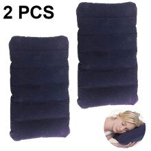 Item essencial para viagens: Travesseiro inflável portátil para mochileiros, ideal para suporte lombar.