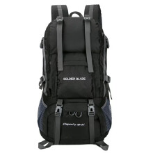 Zaino da trekking ergonomico: zaino da 45 litri resistente all'acqua con rete traspirante e spallacci regolabili per la tua prossima avventura