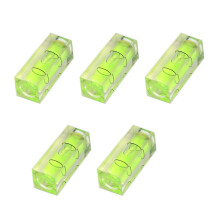 Vierkante waterpas voor het uitlijnen van gereedschap, het meten van lay-outgereedschap, voorzien van een magnetische voet en een lichtgewicht en