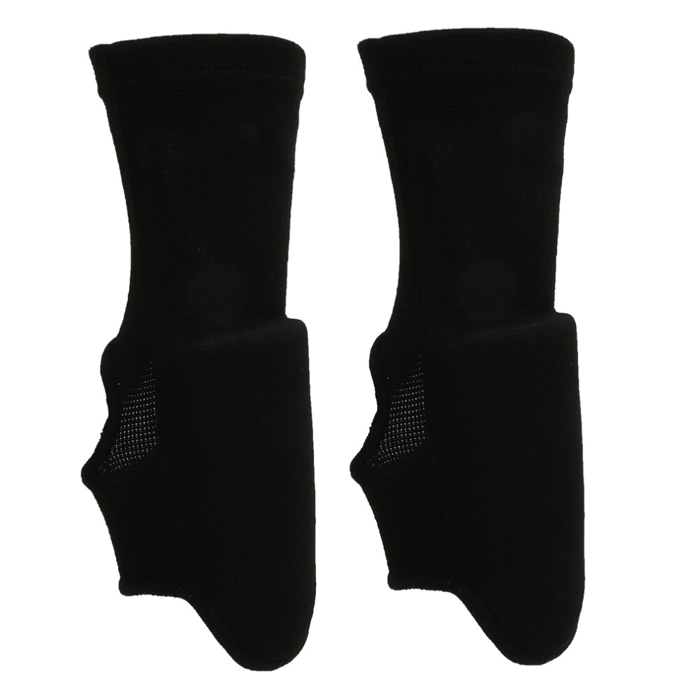 Comfortable Ankle Support, Moisture Wicking Compressive Sleeve For Enhanced Stability And Injury Prevention, Universal Fit