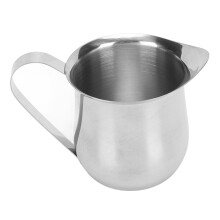 Jarra para vaporizar leite e café expresso, em aço inoxidável com acabamento polido espelhado e superfície lisa, design ergonômico e bico