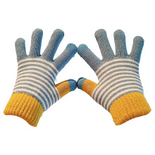 Dusting Gloves, Versatile Cleaning Tool Microfiber Technology for Scratch-Free Cleaning & Reusable Washable Mitts for House, Car & Plant Care