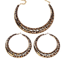 Schickes Halsketten- und Ohrring-Set mit Leopardenmuster,