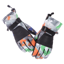Guanti da snowboard ultraleggeri e impermeabili, con design ergonomico per una presa ottimale e un comfort elegante durante le attività invernali.