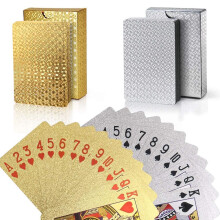 Cartes à jouer imperméables en plastique souple avec un design raffiné en feuille noire et une surface gaufrée élégante, idéales pour des