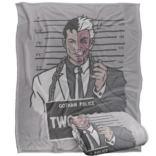 Batman Batman Line Up Two Face Blanket 2