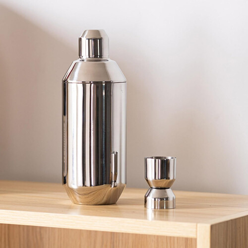 Cocktail Shaker Set with Precise Measuring Marks and Strainer, Professional Bartender Kit for Parties 1