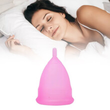 Coppa mestruale in silicone morbido rosa, dimensioni 6,6x4,5 cm, riutilizzabile ed elastica