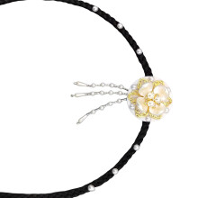 Elegant Hairpin
Eyecatching Hair Accessory of the Chaoxian Ethnicity
for Children's Dances and Stage Performances
White