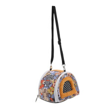 Outdoor Bag for Small Pets, Portable Hamster Carrier, Guinea Pig Travel Case, Plush and Canvas Material, Easy to Clean, Multifunctional
