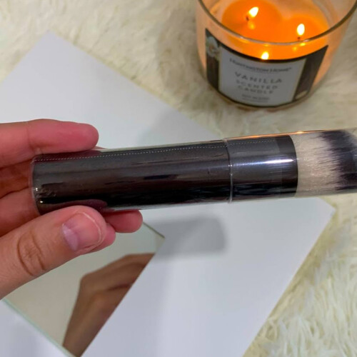 Πινέλο Foundation με Contoured, Πινέλα Premium Quality με Συνθετικές Ίνες για Φυσικό Φινίρισμα, Vegan 1