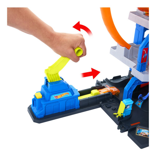 Hot Wheels Hot Wheels City Mega Loop Garage 1