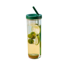 Auslaufsichere Wasserflasche mit Klappdeckel, tragbarer 700-ml-Trinkbecher aus Kunststoff mit Strohhalm, großem Fassungsvermögen und Trennfunktion