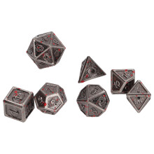 7 Stück Metall-Mehrseitige Würfel-Set mit Gravierten Zahlen Rote Punkte für Tischspiele
