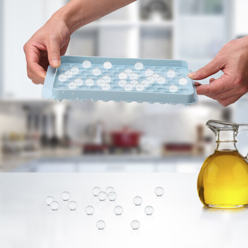 Ice Cube Trays for Space Saver, Tiny Crushed Ice with Lid, Effortless Ice Release, Durable PP Materials, Stackable Design for Quick Chilling Drinks, 2