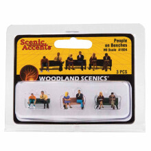 Painted People on Benches (OO/HO figures) Woodland Scenics A1924 free post
