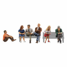 Painted People Sitting (OO/HO figures x 6) Woodland Scenics A1829 - free post