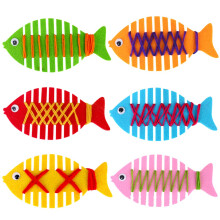 Bestickte Applikationen mit tropischen Fischmotiven, hochwertige Stickerei mit hitzeversiegelter Rückseite zur individuellen Gestaltung von
