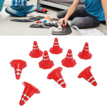 Kompakte 50 Stück Mini-Verkehrsleitkegel Spielzeug – Hell, langlebig & vielseitig