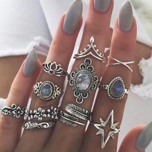 11-teiliges silberfarbenes Ring-Set aus Metalllegierung - Knöchelringe