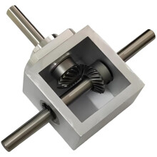 Bevel Gearbox, Right Angle Dual Output Gearbox, Compact 50 X 50 X 30 mm, Perfect for Flexible Power Transmission