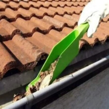 Garden Gutter Getter Scoop Cleaning Roof Tool Flex Fit Dirt Debris Remove Multi Use Eaves Garden Leaf Gutter Spoon Shovel