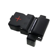 Batteriepolabdeckung für den Nissan Frontier Xterra 2005-2021 24345-89915 Batterie-Positivabdeckung Schwarze Autoteile