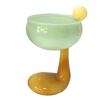 Bonita copa de vidrio inspirada en una palmera, ideal para servir ensaladas, postres, aperitivos y snacks. Bol reutilizable con múltiples