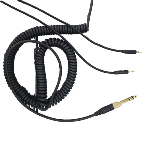 Schwarzes 3,5-mm-auf-2,5-mm-Kabel für Tracks