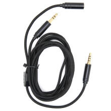 Universele compatibiliteit, geavanceerde chatlinkkabel, plug-and-play nylon gevlochten kabel voor naadloos gamen en streamen.
