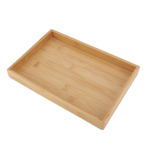 Bandeja para servir comida de bambú. Ambiente rústico natural. Material ecológico y fácil de limpiar. Color elegante que complementa la