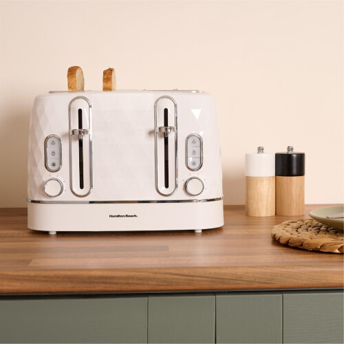 Hamilton Beach Diamond Kettle, Toaster & Standard Microwave Set, by Hamilton Beach 2