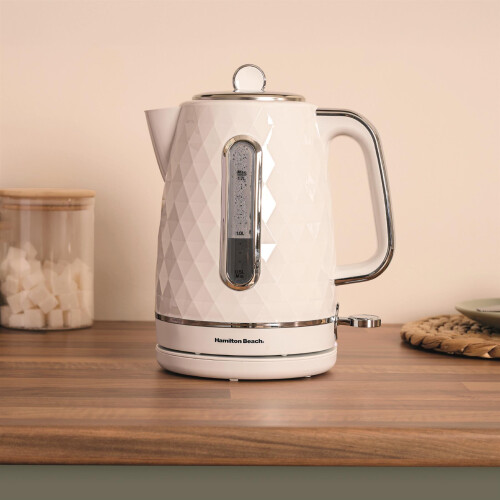 Hamilton Beach Diamond Kettle, Toaster & Standard Microwave Set, by Hamilton Beach 1
