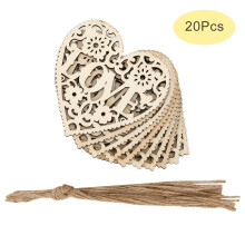 Weihnachtsbaumschmuck zum neuen Jahr, leere Holzherzen zum Basteln, perfekt zum Aufhängen im Garten