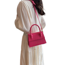 Trendige PU-Umhängetasche. Stilvolle Umhängetasche oder-Hot Pink