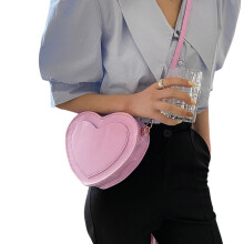 Sac à bandoulière chic en forme de cœur pour mettre en-Rose