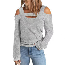 Blusa túnica feminina da moda, com ombros à mostra, mangas compridas e decote vazado. Camisa casual e elegante para o dia a dia, ideal para...