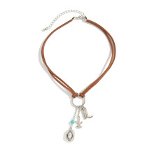 Bijoux occidentaux Ă la mode, collier avec-Collier K blanc 702