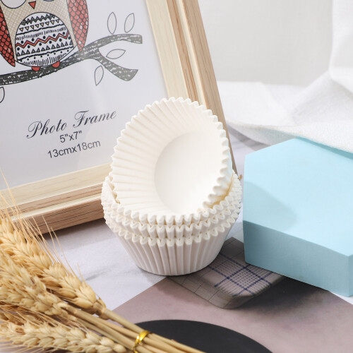 Ραβδωτά ποτήρια ψησίματος για cupcakes, Ασφαλείς για φούρνο μικροκυμάτων, Λευκά 1