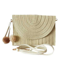 Bolsa transversal feminina artesanal em tecido, leve e ecológica, com forro bem costurado e fecho magnético de metal. Ideal para o verão e para a