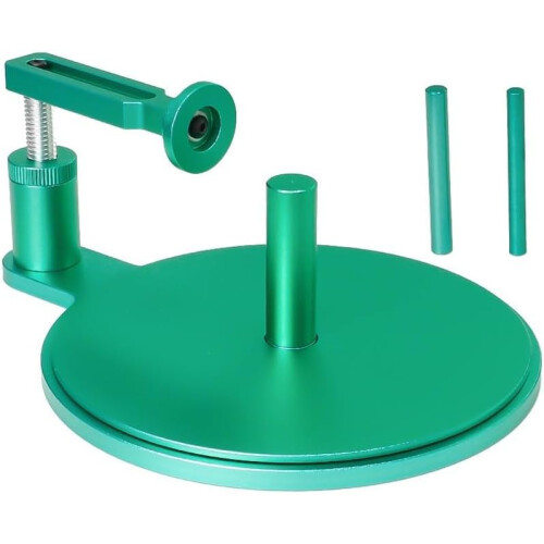 Tire adhesive application tool for remotecontrolled buggies improves bonding efficiency (green). 1