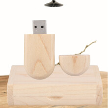 Unieke USB-stick van esdoornhout, gepersonaliseerd huwelijksgeschenk, USB 3.0-flashdrive met een stijlvol en duurzaam ontwerp voor zakelijke